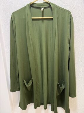 Qixing Army Green Cardigan Sz (XL)